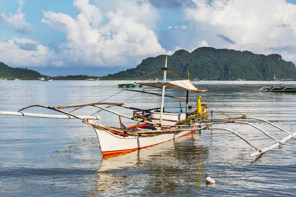 Increíble vista panorámica de la bahía del mar — Foto de Stock