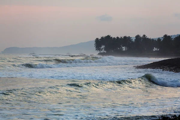 热带海滩上的宁静 — 图库照片