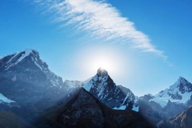 Güzel dağlarının Cordillera yükseltisidir manzaralar