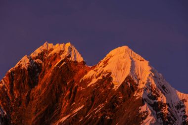 Güzel dağlarının Cordillera yükseltisidir manzaralar