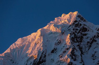 Güzel dağlarının Cordillera yükseltisidir manzaralar