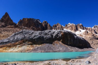 Güzel dağlarının Cordillera yükseltisidir manzaralar