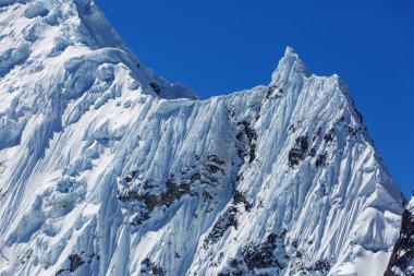 Güzel dağlarının Cordillera yükseltisidir manzaralar