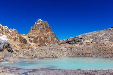 Güzel dağlarının Cordillera yükseltisidir manzaralar