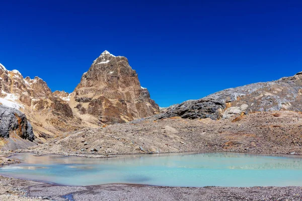 Güzel dağlarının Cordillera yükseltisidir manzaralar