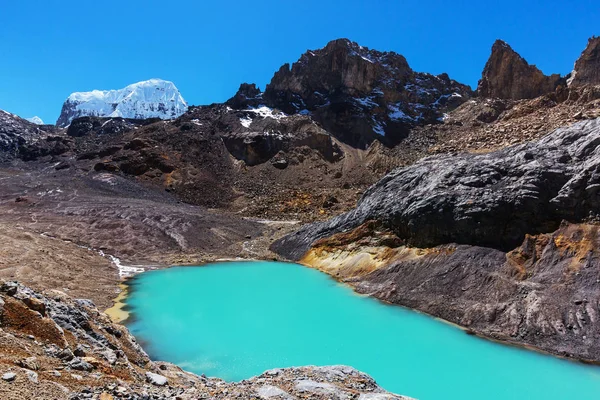 Güzel dağlarının Cordillera yükseltisidir manzaralar