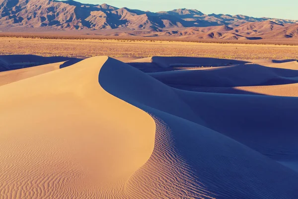 kum tepeleri California