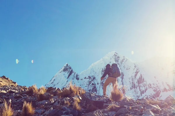 コルディレラ山脈でハイキングのシーン — ストック写真