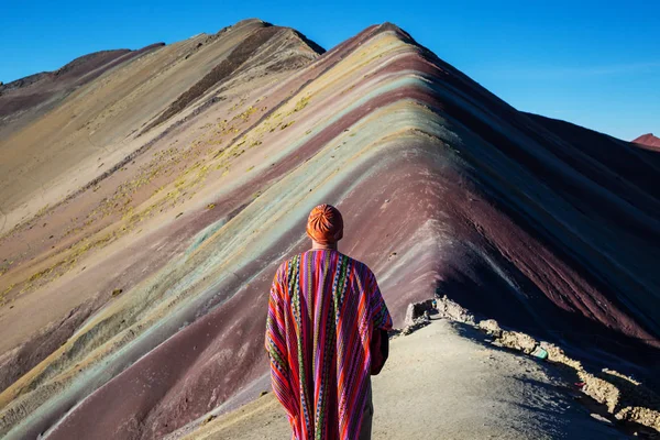 Scène de randonnée à Vinicunca — Photo