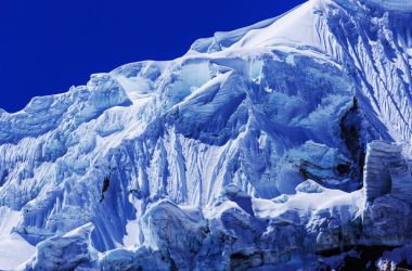 Güzel dağlarının Cordillera yükseltisidir manzaralar