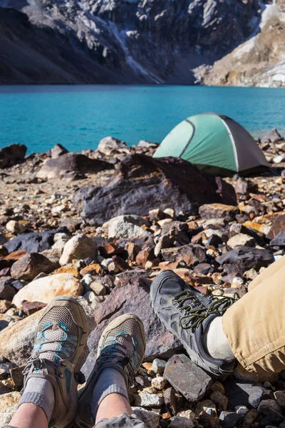 Vandring scen i Cordillera berg — Stockfoto