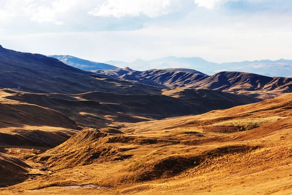 Pampaslandschaften in der Cordillera de los andes — Stockfoto