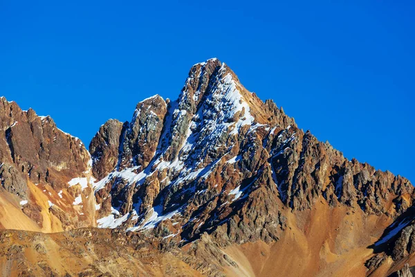 Cordillera yükseltisidir güzel dağ manzarası — Stok fotoğraf