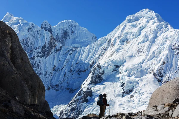 Peru adam uzun yürüyüşe çıkan kimse