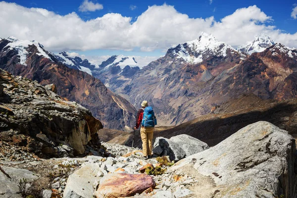 Peru adam uzun yürüyüşe çıkan kimse