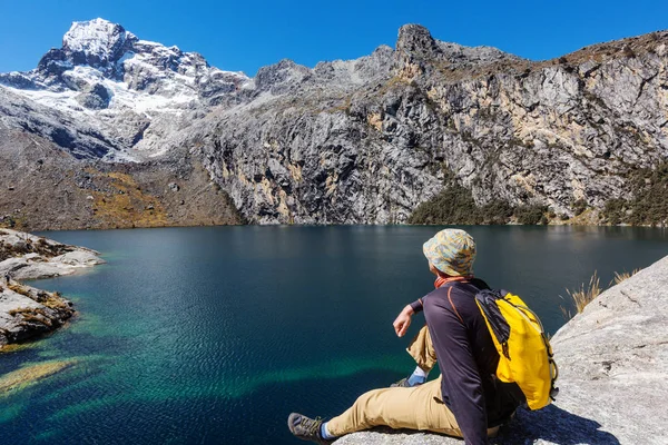 Peru adam uzun yürüyüşe çıkan kimse