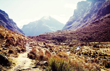 Güzel Dağlar Manzarası