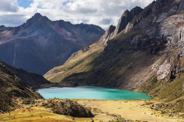 Güzel Dağlar Manzarası