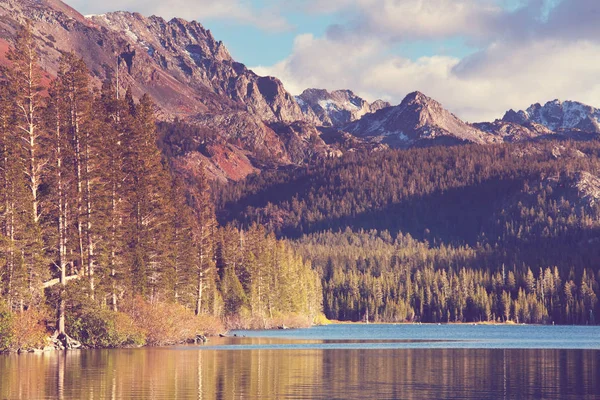 Herbst in Sierra Nevada — Stockfoto