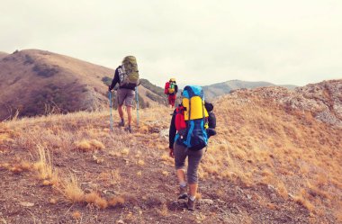 dağlar macera kavramında hoking insanlar 