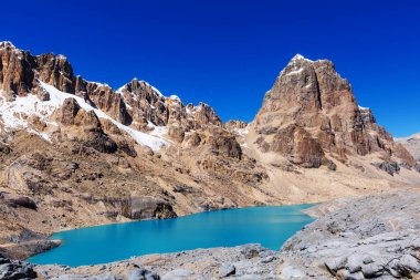 Güzel dağlarının Cordillera yükseltisidir manzarada 