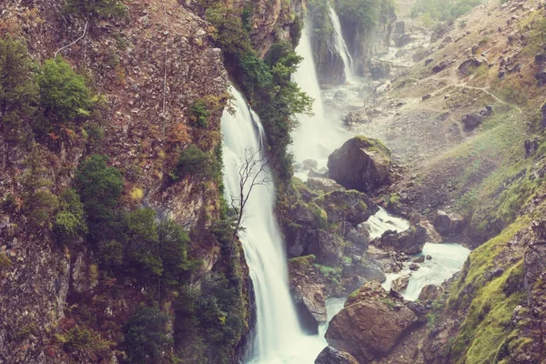 Kapuzbasi vattenfall, Kayseri provinsen — Stockfoto