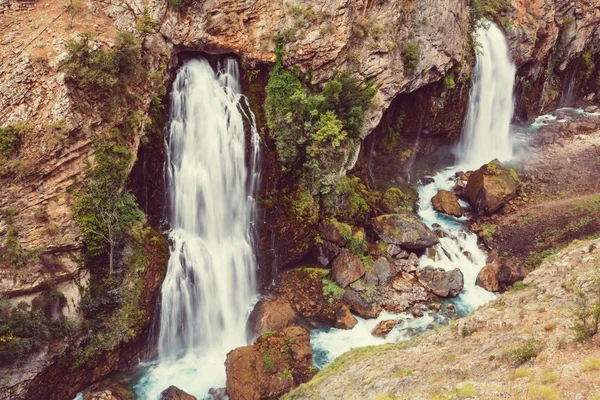 Kapuzbasi waterval, provincie Kayseri — Stockfoto