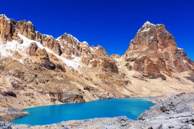 Güzel dağlarının Cordillera yükseltisidir manzaralar