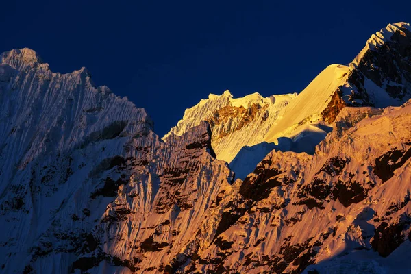 Beautiful Mountains Landscapes Cordillera Huayhuash Peru South America — Stock Photo, Image