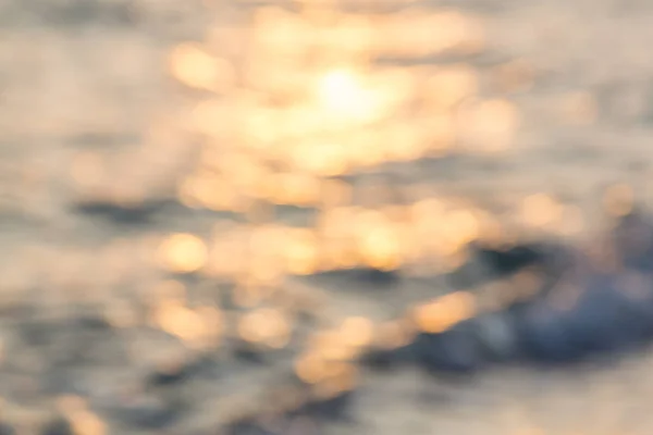 Солнечный Боке Водном Фоне — стоковое фото