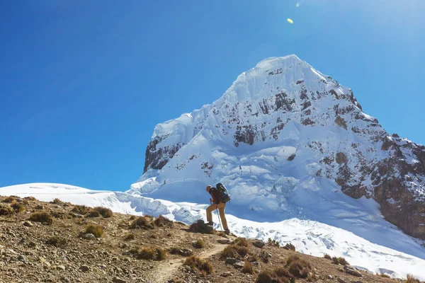 Hiking Scene Cordillera Mountains Peru — Stock Photo, Image