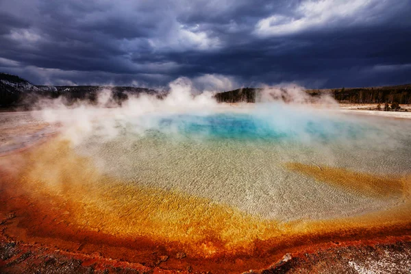 Wooden Boardwalk Geyser Fields Yellowstone National Park Usa — Stock Photo, Image