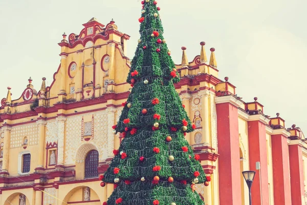 Árbol Navidad Plaza Ciudad — Foto de Stock