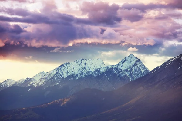 Picturesque Mountain View Canadian Rockies — Stock Photo, Image