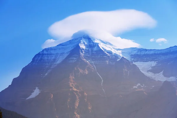 Mount Robson Kanada Doğal Görünümü — Stok fotoğraf