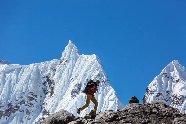 Hiking Scene Cordillera Mountains Peru — Stock Photo, Image