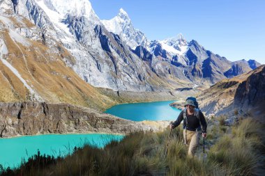 adam üç lagün Cordillera yükseltisidir, Peru, hiking 
