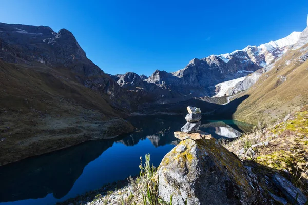 Hermosos Paisajes Montañas Cordillera Huayhuash Perú América Del Sur —  Fotos de Stock