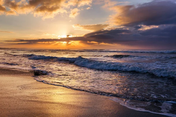 Мальовничий Барвистий Захід Сонця Узбережжі Моря Добре Підходить Шпалер Або — стокове фото