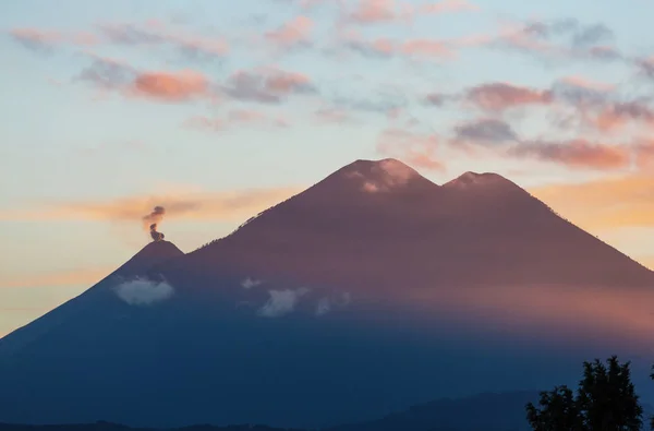 Vulkánok Gyönyörű Táj Guatemala Közép Amerika — Stock Fotó