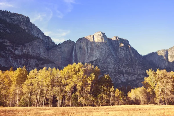 Όμορφη Yosemite Εθνικό Πάρκο Τοπία Καλιφόρνια — Φωτογραφία Αρχείου
