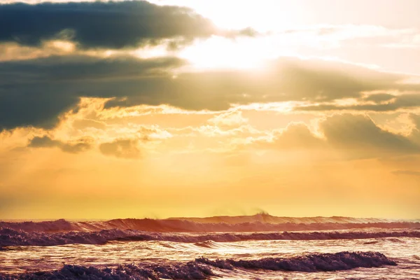 Escénica Puesta Sol Colores Costa Del Mar Bueno Para Fondo — Foto de Stock