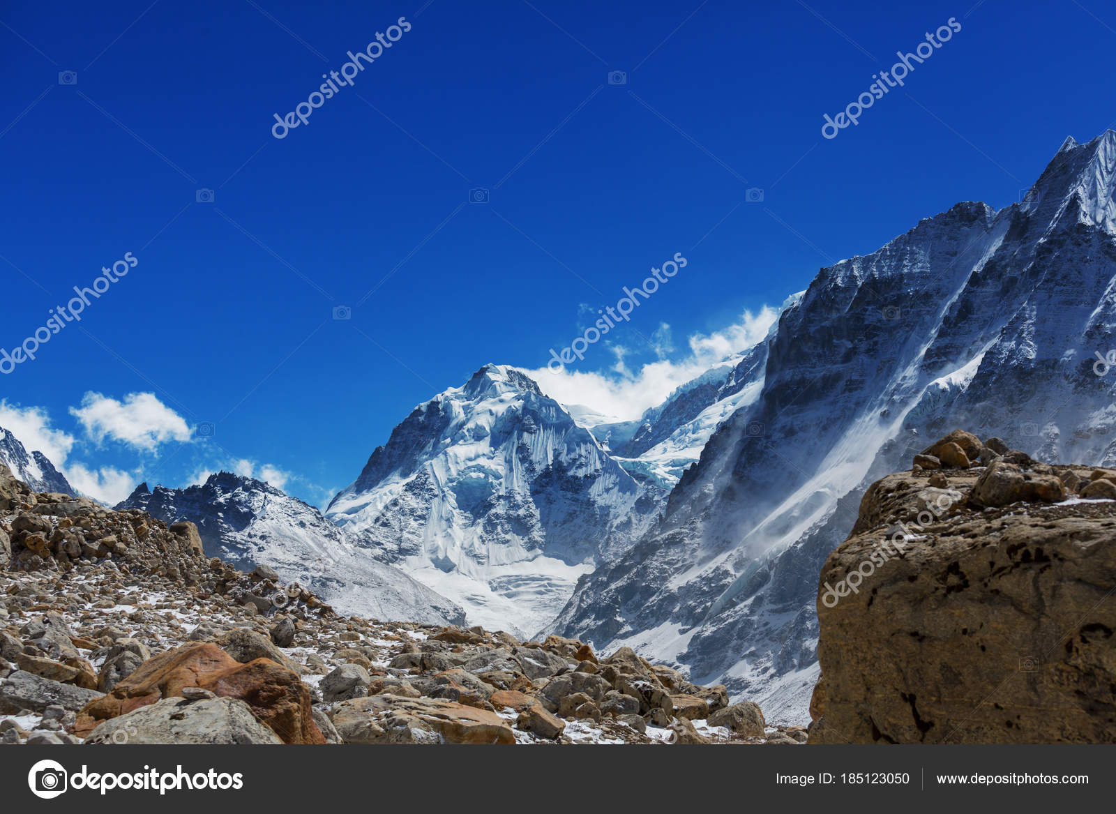 Blick Auf Die Berge Kanchenjunga Region Himalaya Nepal Stockfotografie Lizenzfreie Fotos C Kamchatka 185123050 Depositphotos