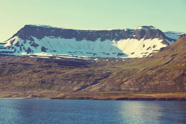 Hård Arktisk Terräng Island — Stockfoto