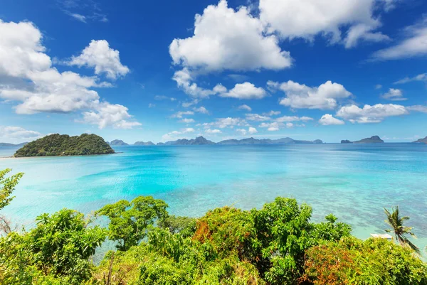 Geweldige Schilderachtig Uitzicht Zee Baai Bergachtige Eilanden Palawan Filipijnen — Stockfoto