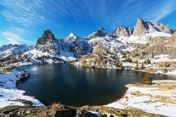 Wycieczka Pięknego Jeziora Minaret Ansel Adams Pustyni Sierra Nevada Sezon — Zdjęcie stockowe