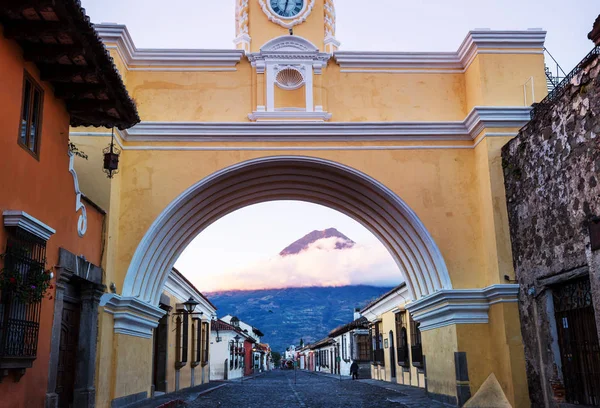 Gyarmati Építészet Ókori Antigua Guatemala Városban Közép Amerikában Guatemalában — Stock Fotó