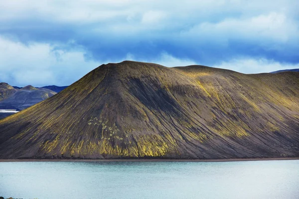 Озеро Исландии — стоковое фото