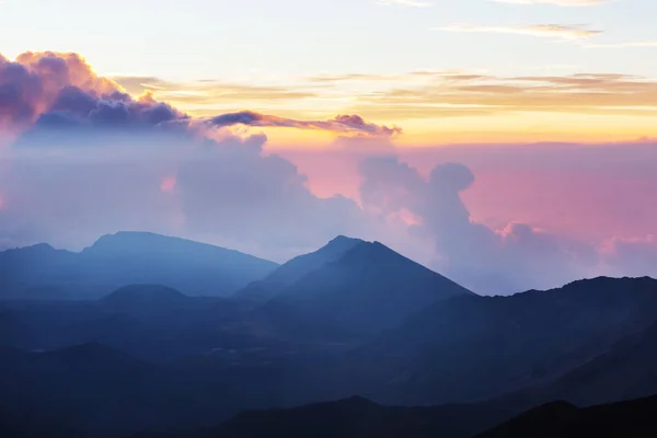 Vacker Soluppgång Scen Haleakala Vulkan Maui Hawaii — Stockfoto