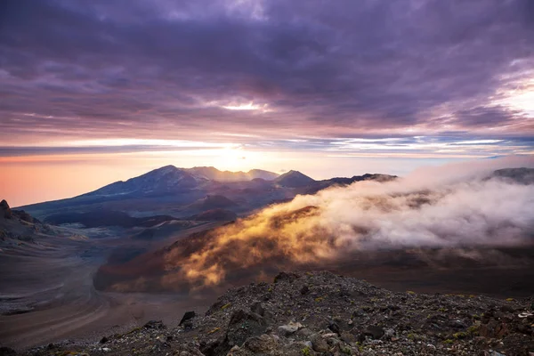 Schöne Sonnenaufgangsszene Auf Dem Vulkan Haleakala Auf Der Insel Maui — Stockfoto